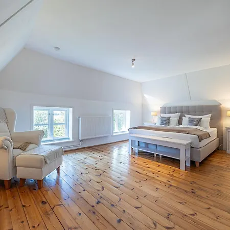 Lindenkate Nyaraló *